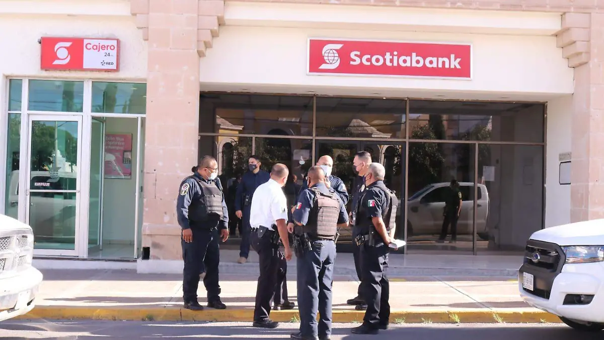 Policías Scotiabank